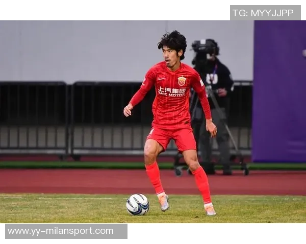 崇明六虎之一吕文君退役后执教海港四度夺中超冠军