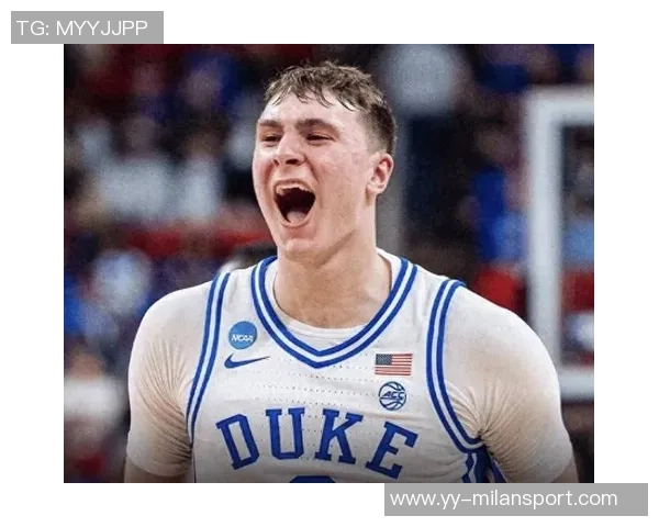 浓眉称赞弗拉格全能表现渴望与顶尖球员对抗进攻端依赖他发挥