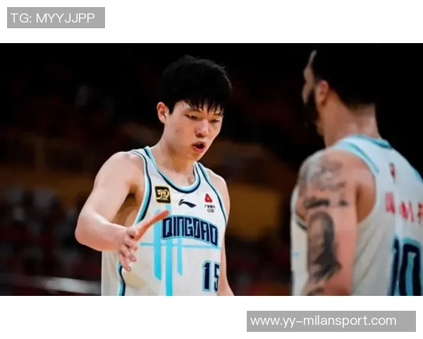 杨瀚森连续五场未出场媒体分析耐心等待机会的重要性