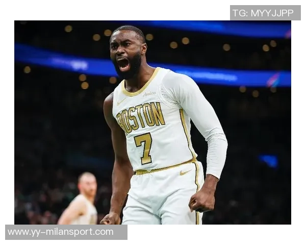 布朗三节狂砍41分6板2助1断1帽单节得分均上双展现惊人状态