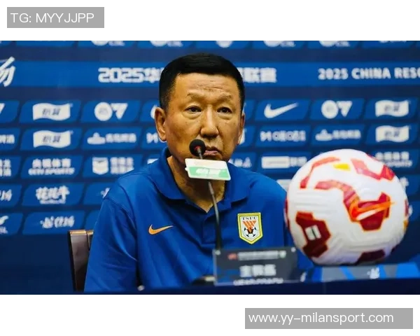 鲁媒报道韩鹏率山东U20队抵达广东泰山队临时教练人选仍未确定 鲁媒报道韩鹏率山东U20队抵达广东泰山队临时教练人选仍未确定